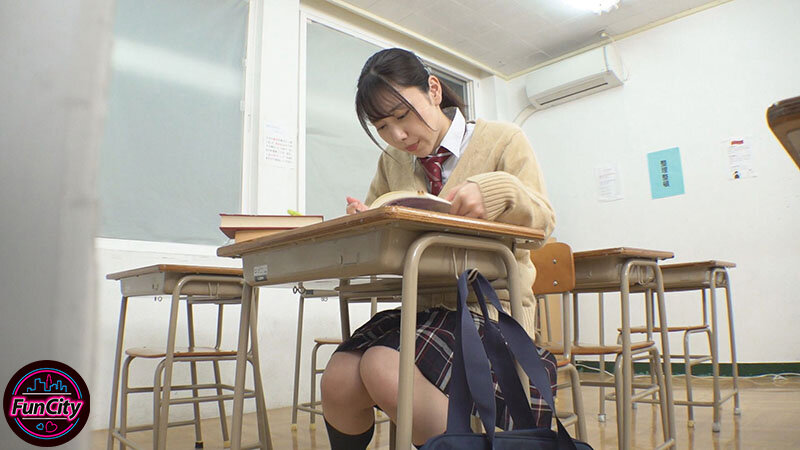 教室うつ伏せ睡眠姦 J系3名138分 - サンプル画像 - 8