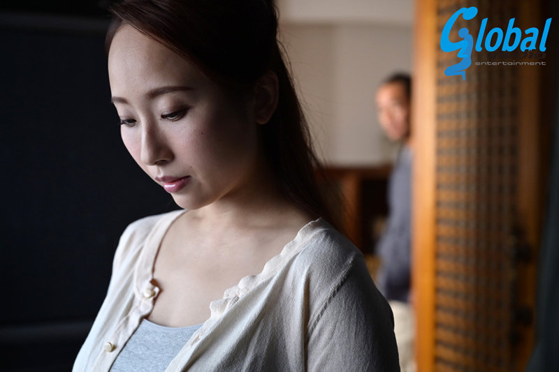 緊縛調教妻 興味本位から始まった刺激的過ぎる非日常。家政婦から性奴●に堕ちマゾ開花する悦び 美咲結衣 - サンプル画像 - 1