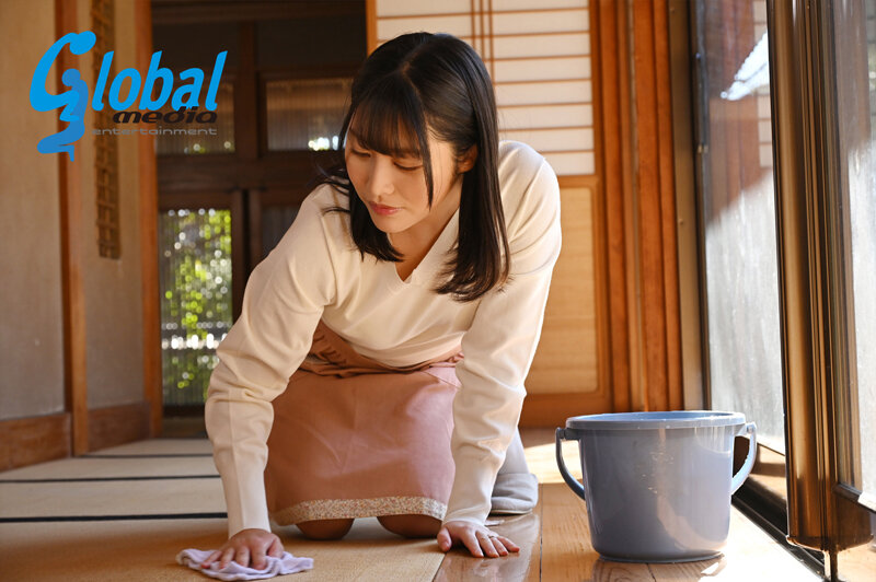 緊縛調教妻 遺産目的で裕福な家に嫁いだ妻が知った異常快楽。夫よりも義父の縄に溺れていく厳しい調教の日々… 春原未来 - サンプル画像 - 1