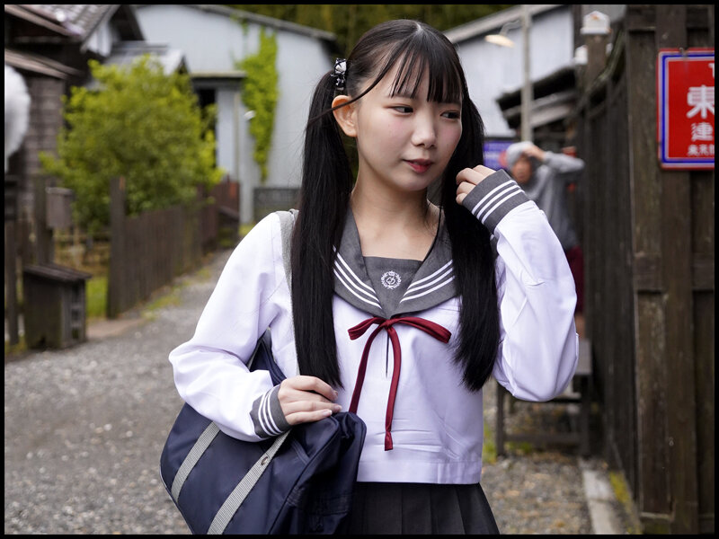 オトナを舐めてるクソ生意気な塩対応アイドル女子校生はわからせ野外輪●レ×プでカメコおじさん達の肉便器に堕ちました 南日菜乃 - サンプル画像 - 7