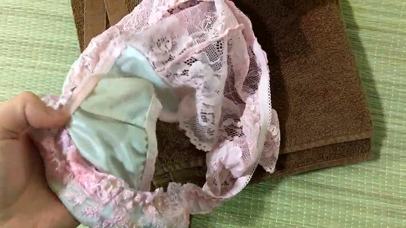 女の子が自分で撮った秘密のおもらし 前多まこ - サンプル画像 - 4