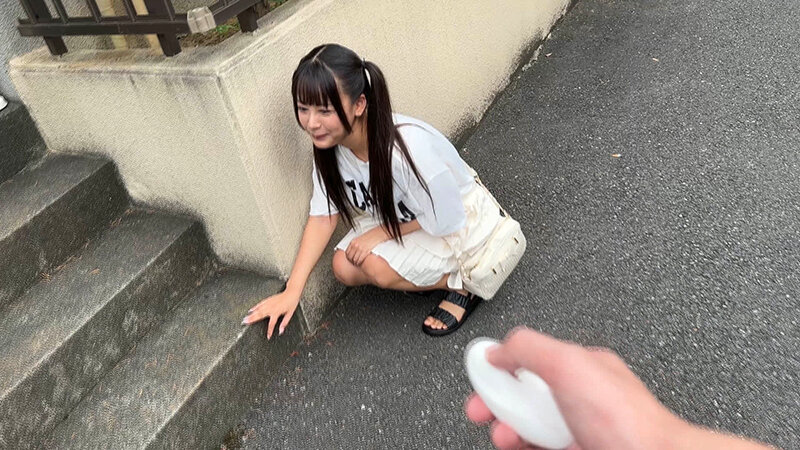 もう歩けない！イッちゃう！！ 素人巨乳ノーブラ女子とパニックリモバイデート - サンプル画像 - 15