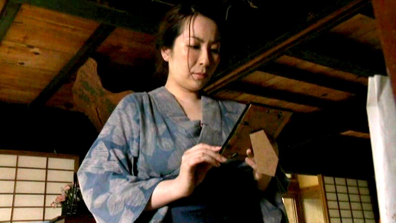 色っぽい嫁 ムンムンと漂うセックスの匂い ナマナマしくもふくよかな白い乳房 青山葵 - サンプル画像 - 8