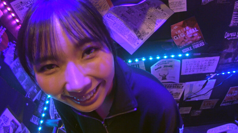 地下アイドル過激チェキ会2 - サンプル画像 - 1