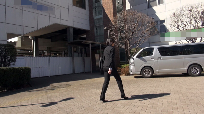 ナンパ居酒屋ほろ酔いSEX 成績トップの不動産営業OLが日頃のストレスをセックスで発散！ 平井栞奈 - サンプル画像 - 4