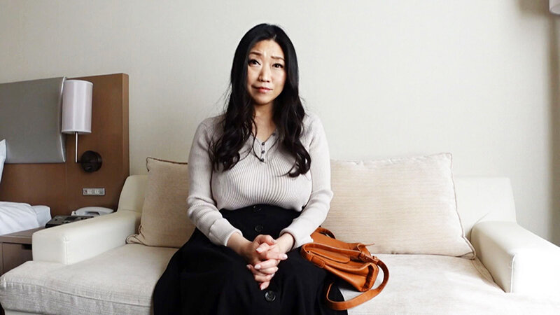 伝説のド発情真っ盛り乳デカ還暦婆ちゃん 卑猥な垂れ乳とアヘ顔で逝きまくるぅっぅド淫乱脳汁ずぶずぶ6SEX収録4時間 - サンプル画像 - 1