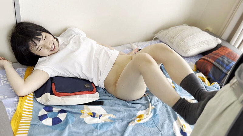 365日ニョキニョキの卑猥な長―い乳頭を持つ彼女は、華奢でちっちゃい体なのにド淫乱なギャップがエッチすぎるチビッコでした。 - サンプル画像 - 3