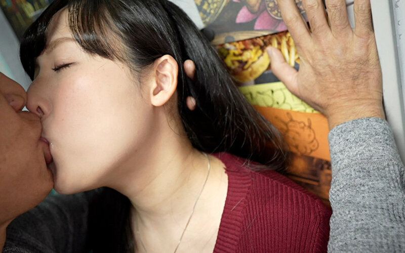 大復活！素人援交生中出し 小洒落たスイーツ系料理教室の美人先生は甘サド魔性 やべーオンナだった 強●睡眠ヤリ輪●からの～まさかの逆襲で男を骨抜き甘々中出し 横山夏希 - サンプル画像 - 1