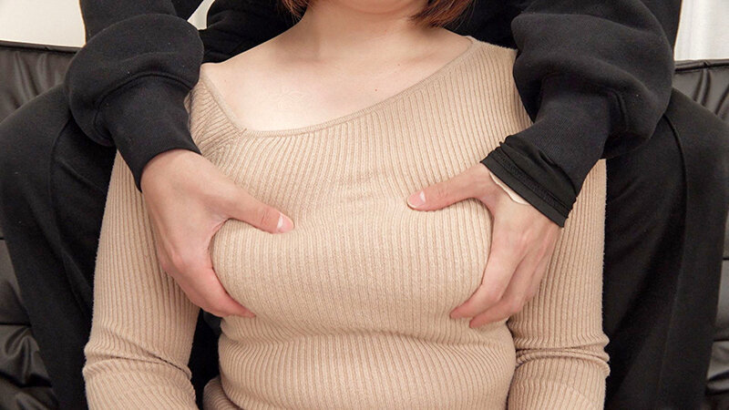 戸惑い、恥じらいつつも快感を隠せない！素人熟女さんたちの生おっぱいモミまくり！！5 - サンプル画像 - 8
