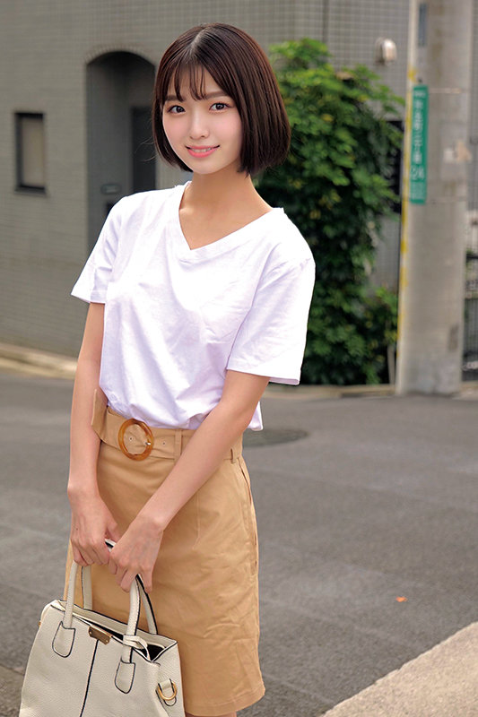 未成年素人 生まれて初めての恥じらい素股体験！クリトリスが勃起チ○ポと擦れ合って我慢できずにヌルっと生挿入！そのまま10代うぶオマ○コに生中出し！ - サンプル画像 - 2