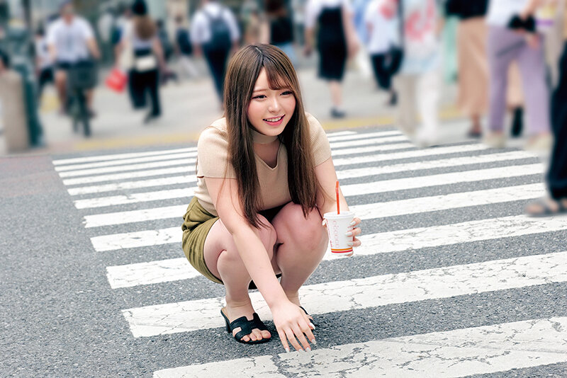 素人美少女とリモコンバイブお散歩SPー完全版ー「もうイキそうです…//」人混みの中でビクビク震えて絶頂する女子たち！時代に逆行する超羞恥プレイでまさかのエロスイッチオン！公衆の面前でイキまくる素人10名300分収録 - サンプル画像 - 14