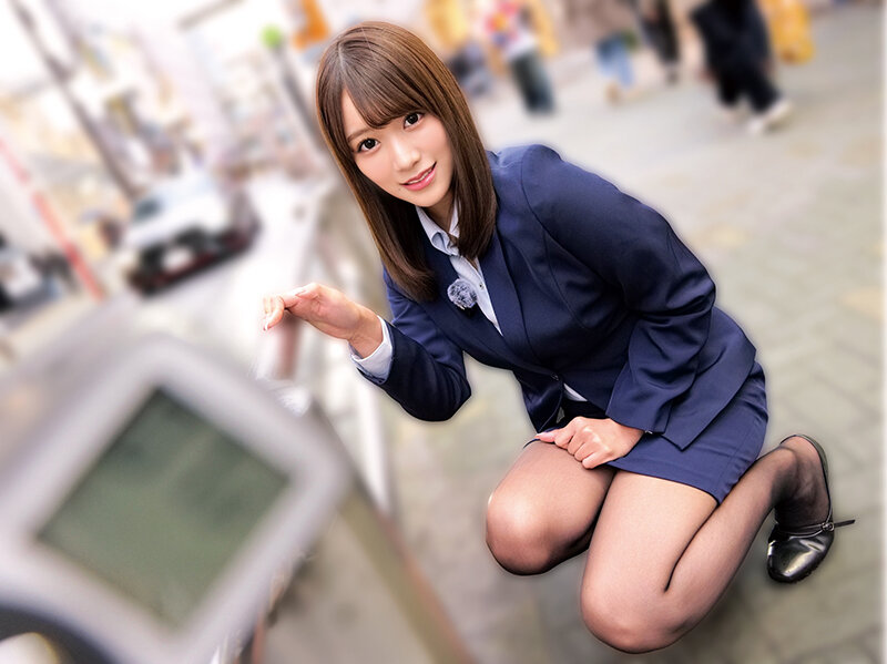 素人美少女とリモコンバイブお散歩ー黒パンスト敏感キャリアウーマン編ー「もう我慢できません…//」人ごみの中、黒パンスト美脚ガクブル震わせイキまくってしまうOLたち！人生初の羞恥プレイでまさかのエロスイッチオン！車移動中も大胆カーオナニー！最後はホテルで… - サンプル画像 - 13