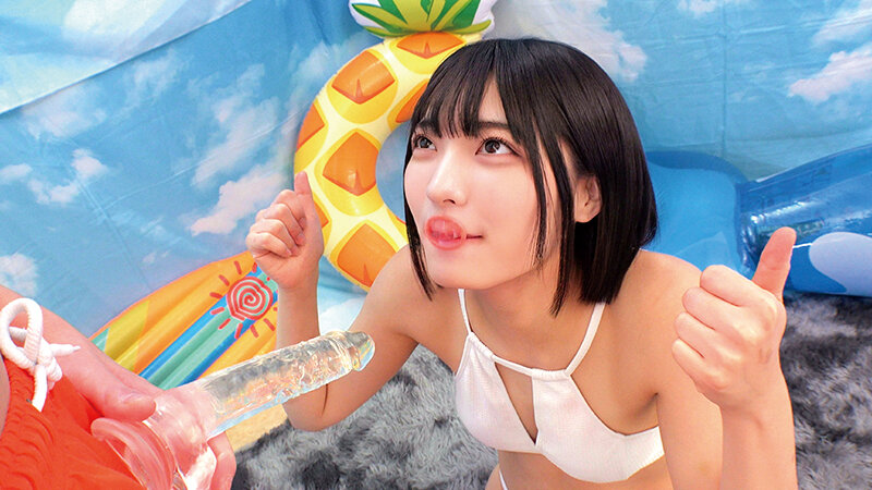 ビキニ姿が眩しい水着ギャルが【お口だけでコンドーム装着】 ノーハンドでデカチンを咥えた彼有りビキニギャルのオマ○コから恥ずかし汁が水着を越えて溢れ出す！！口の中でドンドン大きくなる極太ペニス…「下のお口にも入れてほしいかも（/ω￥）」開放的なサマーGA… - サンプル画像 - 2