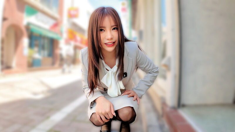 素人美少女とリモコンバイブお散歩ー黒パンスト営業ウーマン編ー「もう我慢できません…//」人ごみの中、黒パンスト美脚ガクブル震わせイキまくってしまうOLたち！人生初の羞恥プレイでまさかのエロスイッチオン！車移動中も大胆カーオナニー！最後はホテルで心行くま… - サンプル画像 - 1