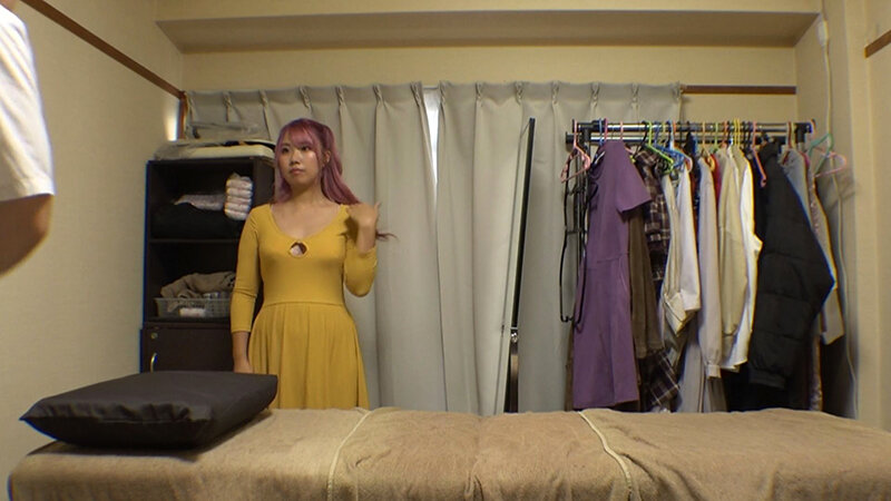 媚薬オイルマッサージ 痴●盗撮＆中出し素人娘VOL.63 超強力媚薬を配合したマッサージオイルを施術中に知らずに塗りこまれたオンナは、身体の火照りに驚き、チ〇ポを欲しがる自分に戸惑い、垂れ出したマン汁に恥ずかしがりながらも生ハメ中出しまで欲してしまう！ - サンプル画像 - 2