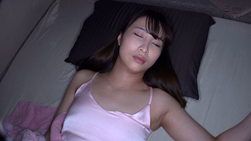 媚薬入り睡眠薬で昏●状態の美少女たちに夜●い中出し！！Vol.11 - サンプル画像 - 1