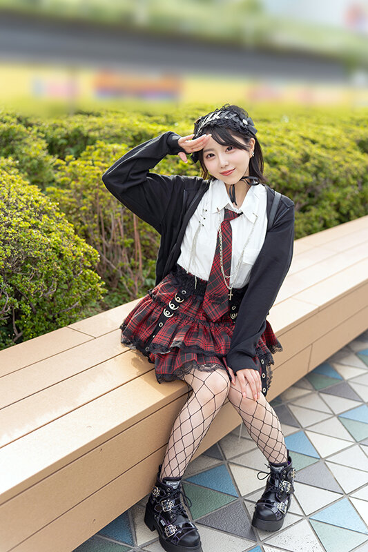 SNS動画万バズフォロワー爆増話題騒然おち〇ぽコンサル 売れたくて売れたくて仕方ない不祥事で解散した地下アイドルをかわいくHにバズらせプロデュース - サンプル画像 - 2