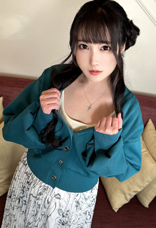 新人 日向かのん 27歳 真面目な顔して性欲モンスター 丸の内銀行員 彼氏公認、昼休みに生ハメ中出しAVデビュー - サンプル画像 - 2