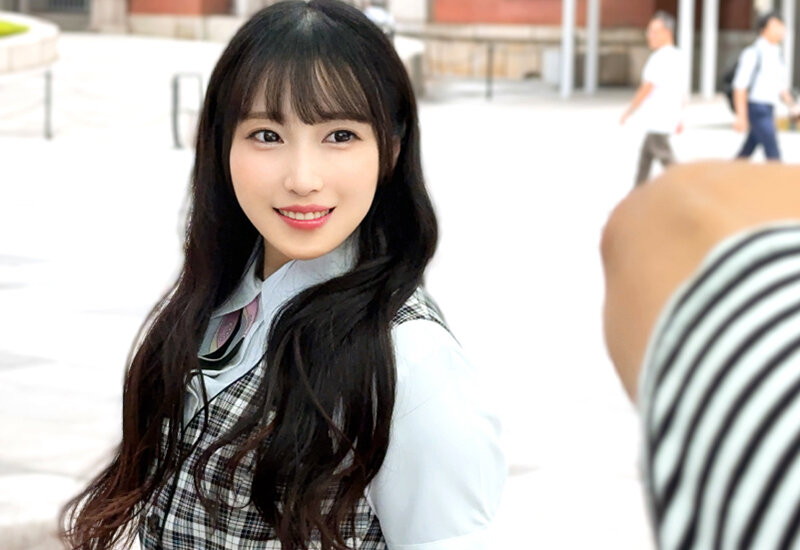 新人 日向かのん 27歳 真面目な顔して性欲モンスター 丸の内銀行員 彼氏公認、昼休みに生ハメ中出しAVデビュー - サンプル画像 - 3