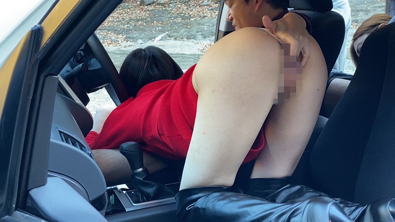 見せ合いながらのW CARSEX 山口葉瑠/葉月シュリ - サンプル画像 - 13