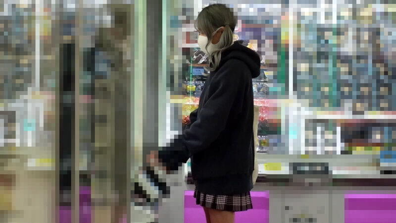 痴●電車＃032 実はウブっ子！？制服JKギャル - サンプル画像 - 1