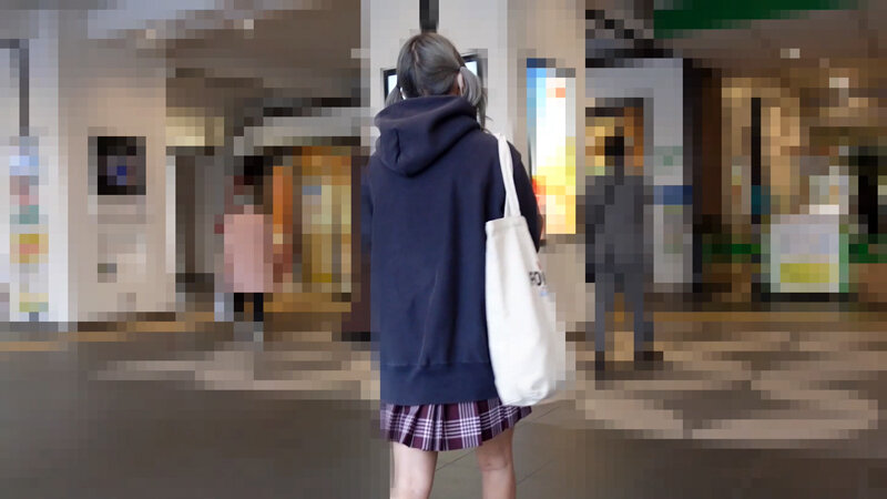 痴●電車＃032 実はウブっ子！？制服JKギャル - サンプル画像 - 3
