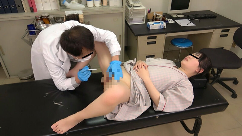 都内某有名産婦人科 診察行為の実態！！媚○で膣内を掻き乱す奸悪医師の種付け流出映像 - サンプル画像 - 10