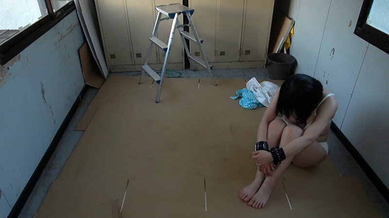 暗中苦悶～倉庫に響き渡る女の悲鳴～ 連れ去られた女達を待ち受ける無窮の羞恥 - サンプル画像 - 14