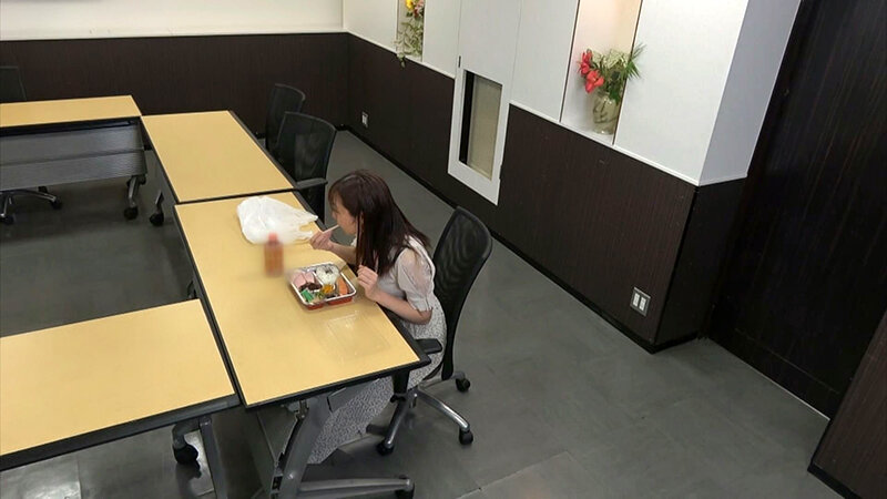 大胆不敵！昼夜問わず狙われたOLに昏●弁当出前姦 - サンプル画像 - 2