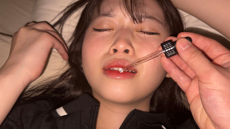 お花見【女子飲み・桜の名所・お酒と団子・千鳥足・非合法クスリ・イクイク・理性崩壊・中出し満開】狩り - サンプル画像 - 10