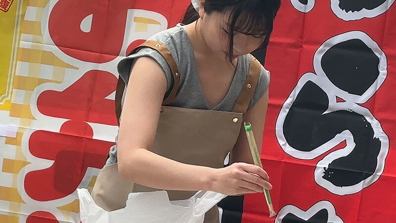 移動販売車の看板娘 【栄養精力満点・お弁当屋さん・綺麗なお姉さん・スイミン●】 - サンプル画像 - 4