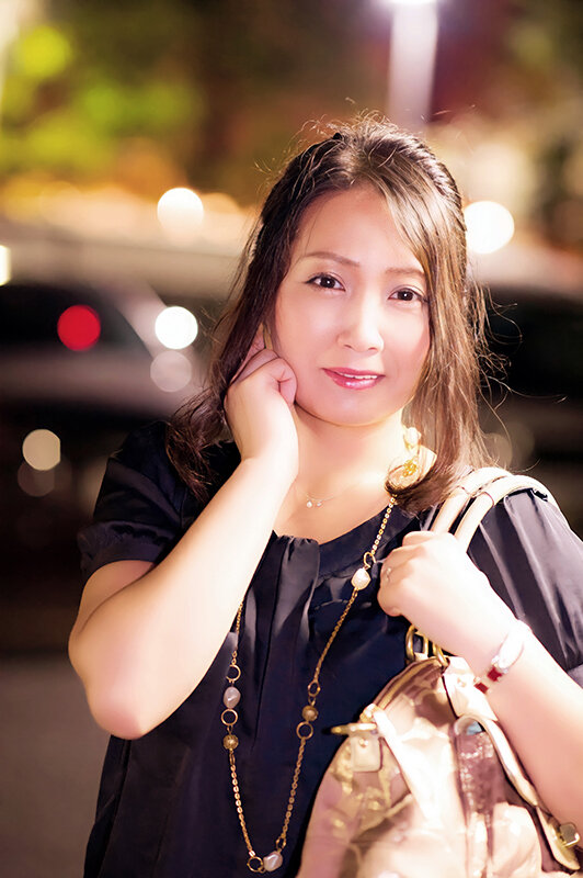牝イキ熟女3 牝臭が漂うイイ女たちの本音、イカせて欲しいんです！！12名 - サンプル画像 - 4