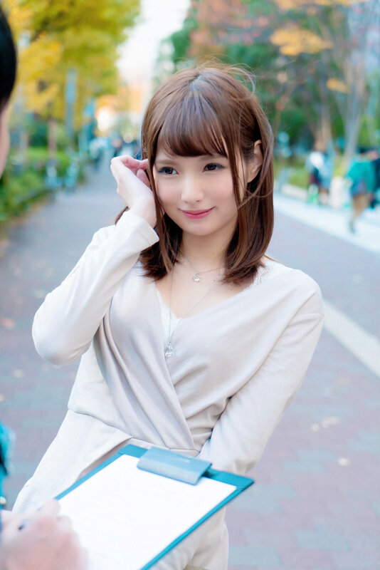 淫乱人妻ナンパ 性欲旺盛な若妻に生中出しSP 旦那だけじゃ満足出来ない不貞妻！！＃03 - サンプル画像 - 2