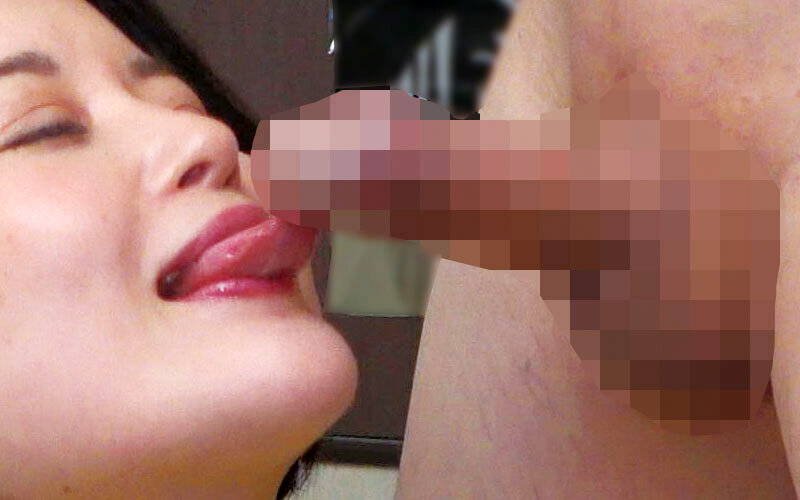 欲情した人妻が頬を赤らめ見惚れる男のオナニー 美人妻センズリ鑑賞会 - サンプル画像 - 19