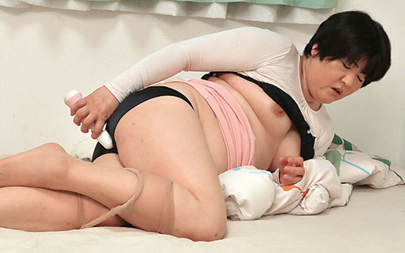 母が息子の部屋でモヤモヤして悶絶絶頂オナニー - サンプル画像 - 7