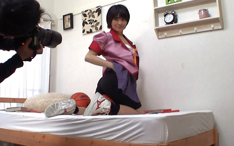 イベントで釣った素人コスプレイヤーと中出しオフパコ撮影会 2枚組 - サンプル画像 - 9