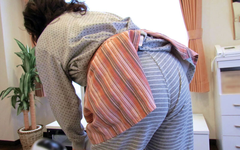 寝取られ妻隠し撮り投稿 愛する妻が他人男の勃起チ○ポを咥えてヤラれてしまう！？5家族2枚組 - サンプル画像 - 10