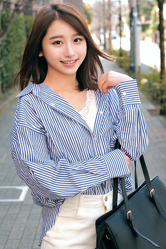 「童貞君の包茎ち○ぽの皮を剥いて洗ってもらえませんか！？」素人奥様が童貞君と密着混浴！カチカチにズル剥けた童貞ち〇ぽに赤面発情！そのまま優しく筆おろしSEX！ななみさん30歳結婚4年目さとみさん28歳結婚4年目 - サンプル画像 - 1