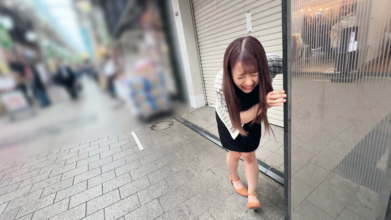 だめ…振動…強すぎだって…イク…大勢の人の前でガンガン絶頂 - サンプル画像 - 2