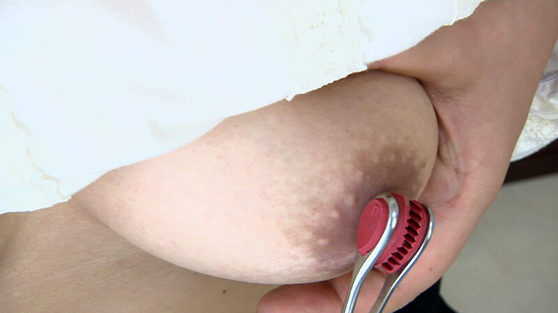 大きい乳首の理由はいじり過ぎてる証拠 エロく伸びすぎた乳首 - サンプル画像 - 11