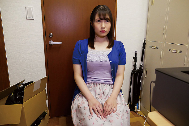 20歳の貧乏大学生 処女喪失ドキュメント いおり - サンプル画像 - 1