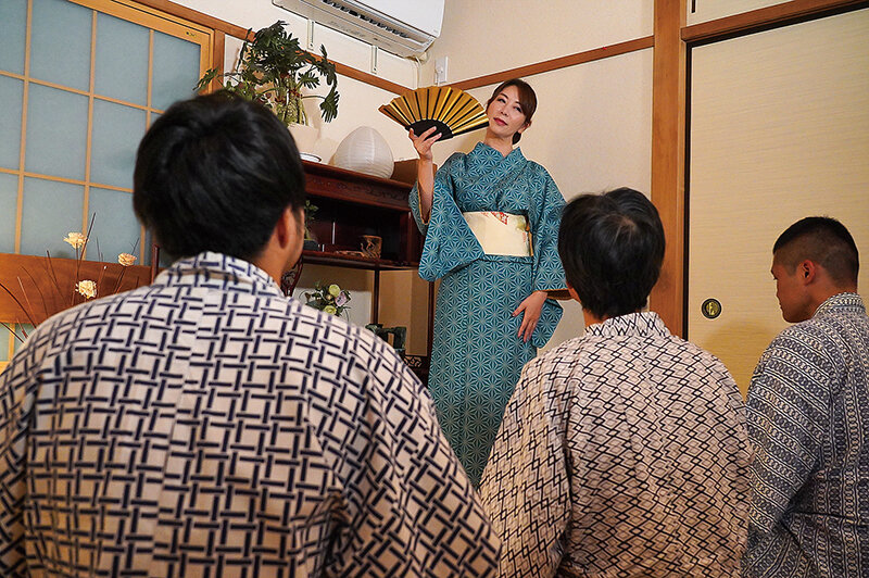 一見さんお断り！美人女将の卑猥なおもてなし！！ 翔田千里 - サンプル画像 - 9