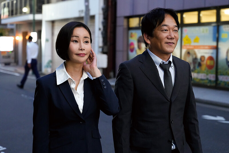 メンズエステに行ったらまさかの女上司が！？立場逆転！いいなりタダマン女にしてやった！！ 明里ともか - サンプル画像 - 3