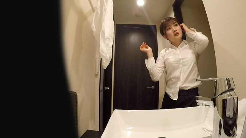 発情したら何処でも構わず触り出す女たち 隠し撮りオナニー - サンプル画像 - 1