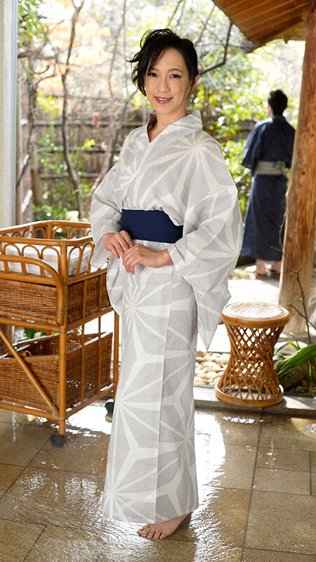 艶やかな黒髪と肉感溢れる芳醇ボディ！ 極フェチエロ美熟女12人4時間2 - サンプル画像 - 4