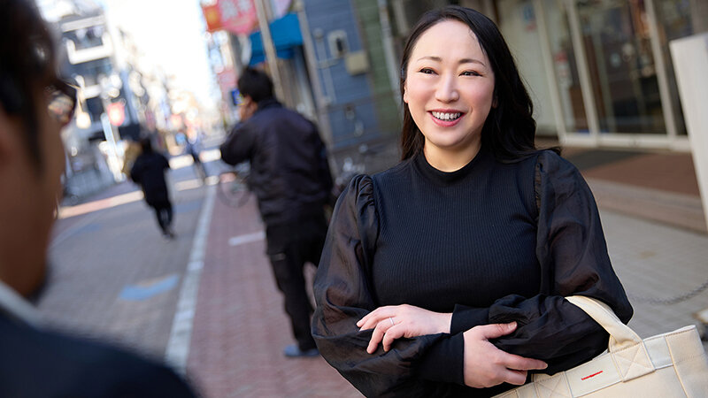 こんな風にやってみろ！！セフレ発掘！ここが穴場だ！ナンパするなら絶対 地元の商店街 逸材美熟女4名ゲット3 - サンプル画像 - 4