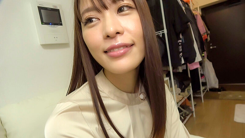 契約すると中出しさせてくれる美脚保険外交員 せりな（24） - サンプル画像 - 2