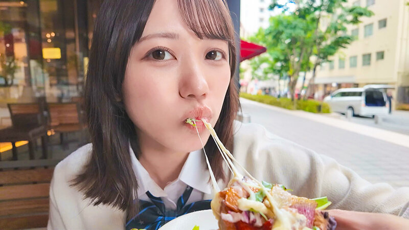 「ヒマしてるなら、一緒に遊びませんか？」こんな可愛い子が俺を逆ナン！？あざと可愛い痴女J系が発情しながら迫ってきてイチャラブ中出しSEX（メスガキ17） 小野寺舞 - サンプル画像 - 1