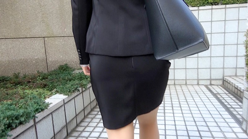 完ナマSTYLE@さくら ＃半中半外 ＃Fカップ白美乳 ＃性格◎ ＃初撮ビッチ ＃パンスト清楚OL ＃生SEX楽しみすぎ ＃初生円光 ＃膣奥中出し 辻さくら - サンプル画像 - 2