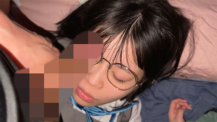 つきまとい02 ～地味な子の制服姿・自宅・私服姿を何日も盗撮記録～ - サンプル画像 - 7